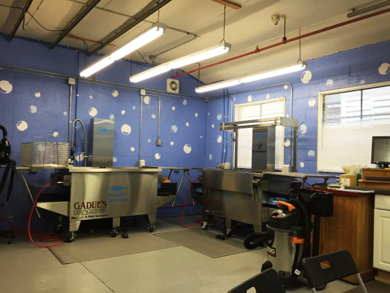 Gadue's Contents Restoration facility complete with the Morantz SM-200 Super System (and bubbles on the walls!)